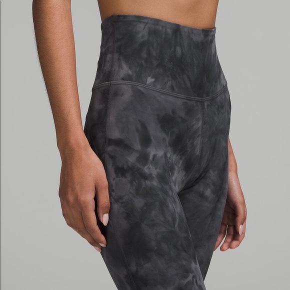 SOLD Lululemon groove pant - Picture 5 of 9